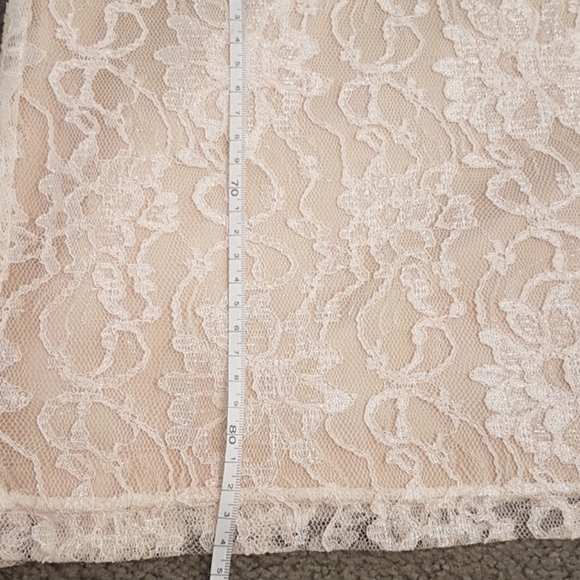 H&M Lace Dress - Picture 12 of 12